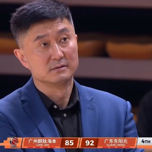 开云登录入口-广东3消息！杜锋否认大外，麦考尔成功觉醒，胡明轩被批不值顶薪