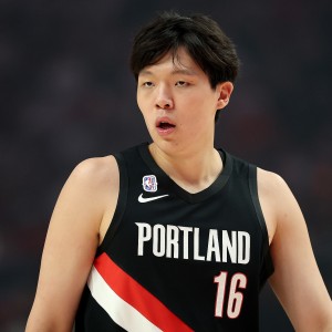 kaiyun sports-徐静雨：赛季初杨瀚森有些胖 前十场没打出来影响球队对你的信任