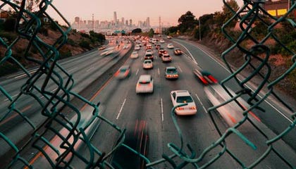 开云官方网站-T1发布对阵KT赛后采访：第二局选手们没有丧失专注力很棒